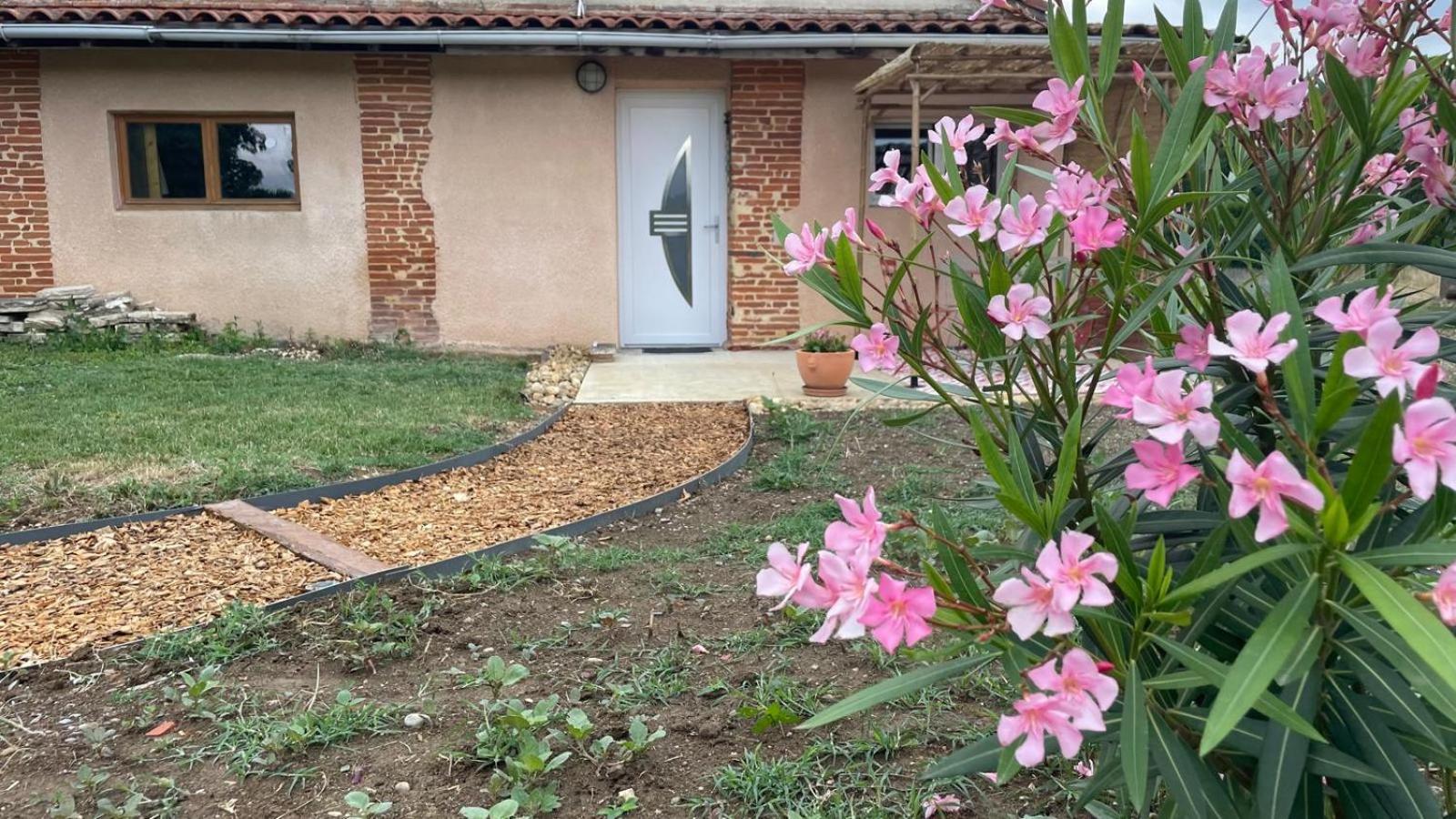 Le Gite De Cousal Esperce Dış mekan fotoğraf